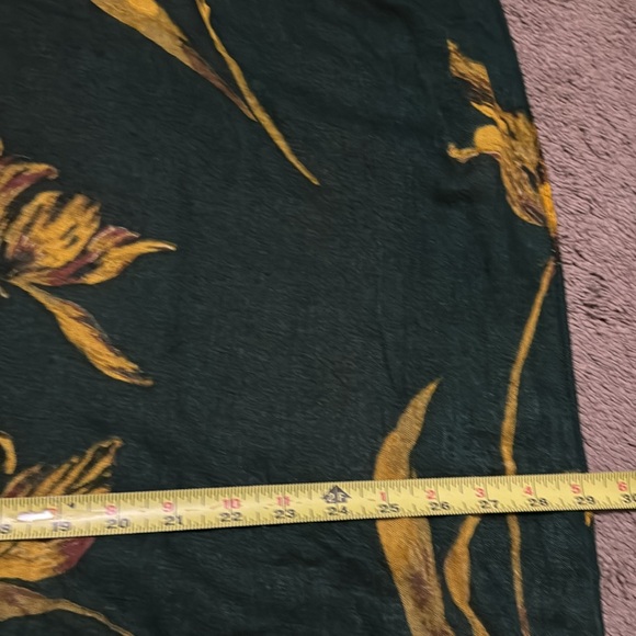NWOT Ann Taylor Scarf/Wrap-Floral/Green&Yellow-77x29-Frayed Edge-Semi Sheer - Picture 13 of 16